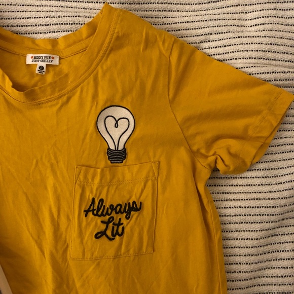 Adorable tee | sunshine vibes - Picture 2 of 6